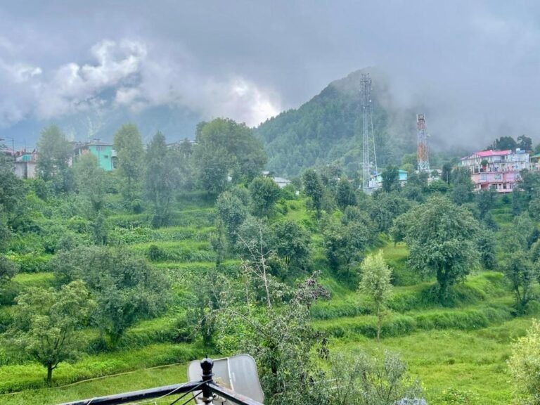 Himalayan Serenity Awaits: 8 Extraordinary Reasons to Experience Vishranti Resort