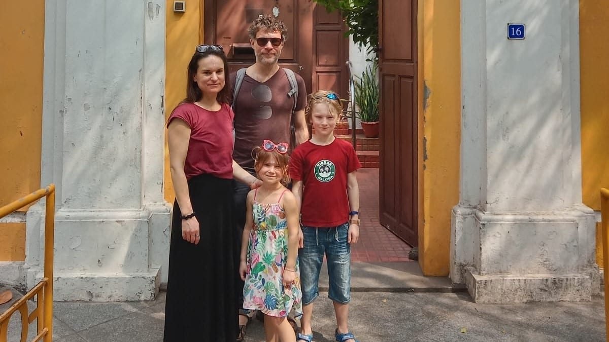 Happy Guest of Troper Tours Mr. Anders and family