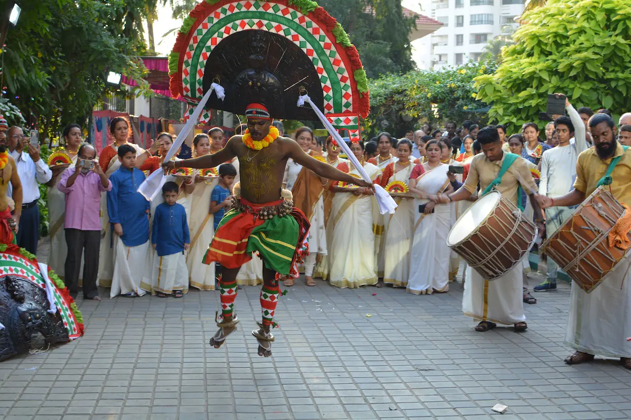 KERALA THE LAND OF MYTHS ,LEGENDS AND FESTIVALS